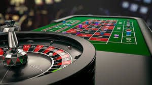 Urutan aksi Texas Poker menampilkan putaran pre-flop, flop, turn, dan river